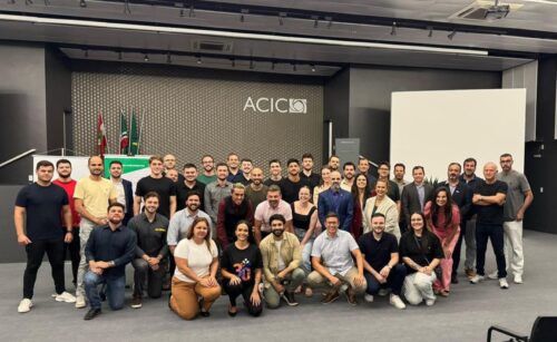 AJE Criciúma celebra 30 anos com noite de inspiração e networking na Acic