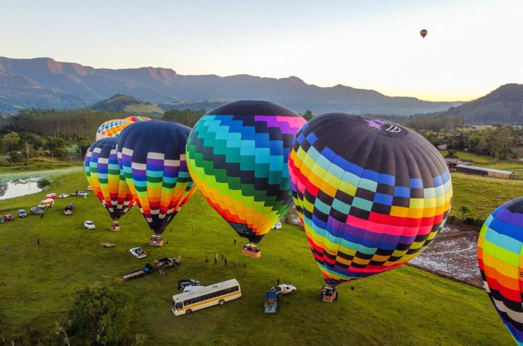 Anac inicia regulamentação para voos de balão no Brasil; Praia Grande participa do processo