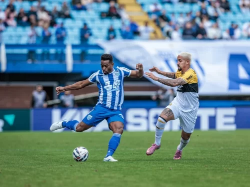Avaí e Criciúma empatam em clássico catarinense pela Série B na Ressacada