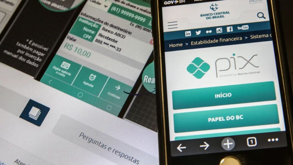 Banco Central passa a bloquear chaves Pix usadas em golpes e fraudes