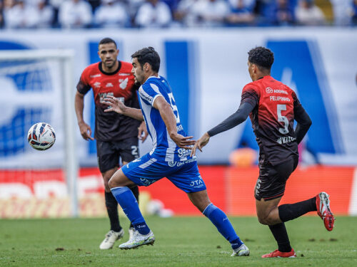 CBF define arbitragem para Athletico-PR x Avaí pela Série B