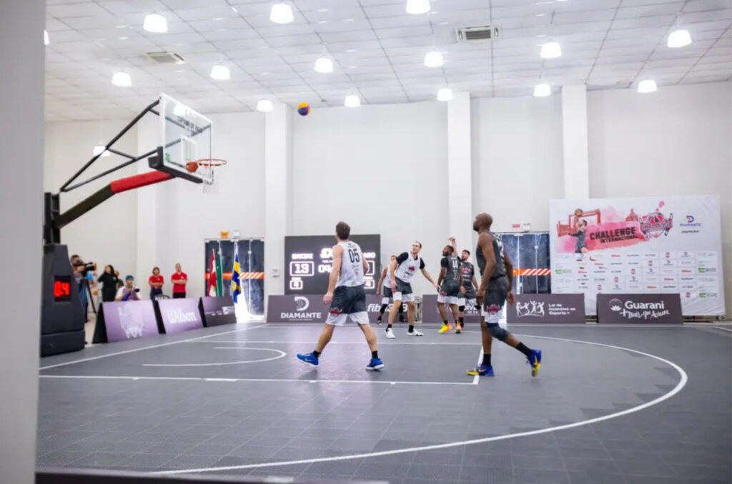 Capivari de Baixo recebe torneio internacional de basquete 3×3 com equipes de oito países