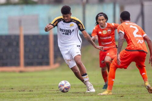 Criciúma empata com Camboriú e segue líder da Copa Santa Catarina