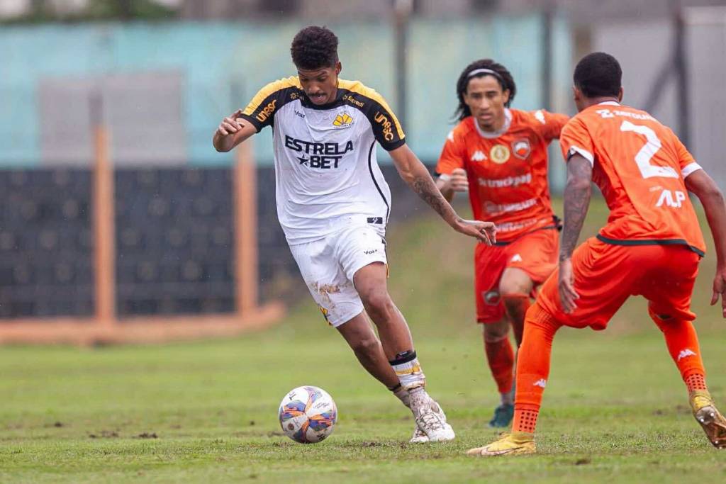Criciúma empata com Camboriú e segue líder da Copa Santa Catarina
