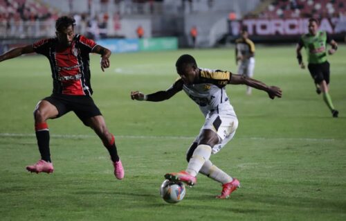 Criciúma empata com Joinville e decide vaga na semifinal da Copa SC em casa