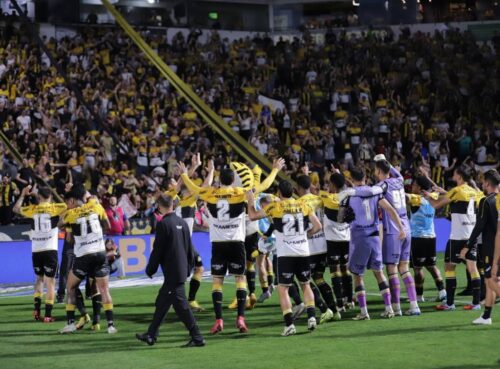 Criciúma vence o América-MG e assume vice-liderança da Série B