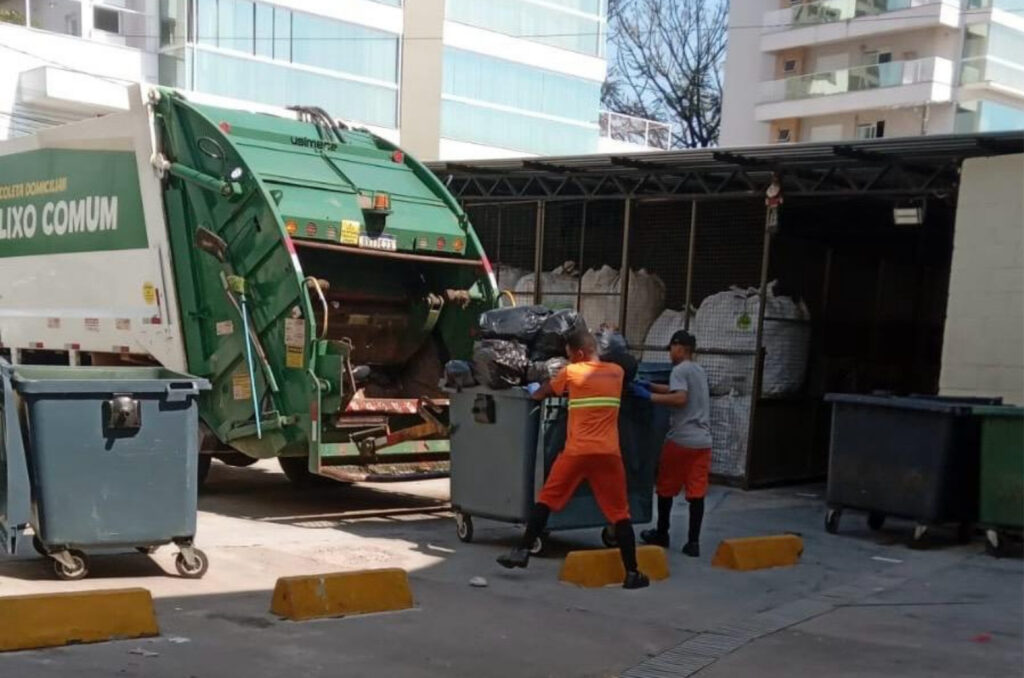 Força-tarefa recolhe 70 toneladas de lixo em Tubarão