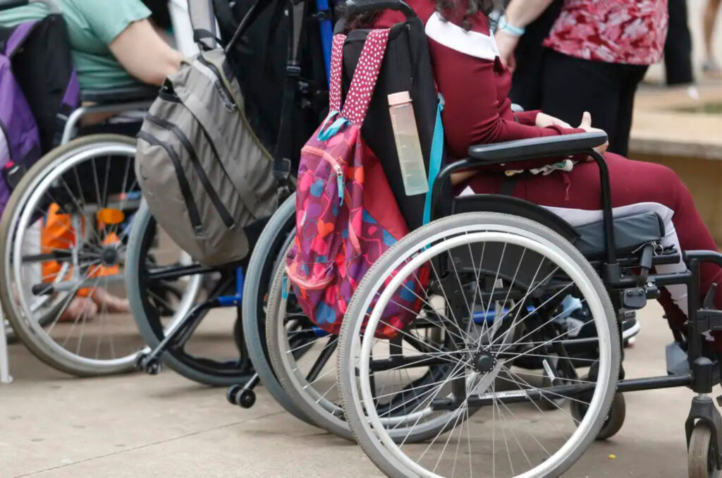 Governo institui Política Nacional de Educação Especial Inclusiva e dispensa laudo para apoio escolar