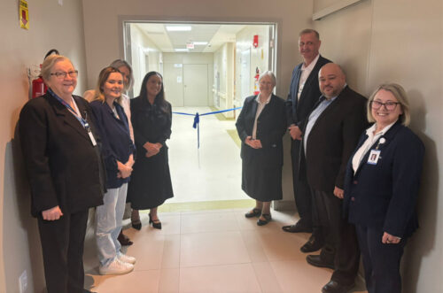 Hospital São José inaugura serviço de oxigenioterapia hiperbárica e recebe R$ 1 milhão em emenda parlamentar