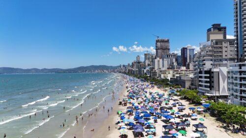 Itapema garante R$ 30 milhões do governo para o alargamento da Meia Praia