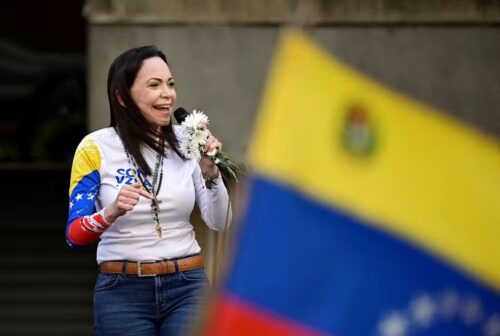 María Corina Machado vence Nobel da Paz de 2025 por defesa da democracia na Venezuela