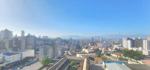 Massa de ar seco e frio mantém tempo firme e temperaturas amenas em Santa Catarina