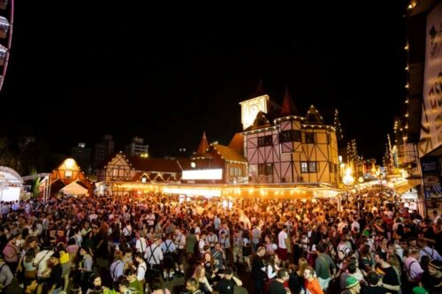 Oktoberfest Blumenau deve alcançar 200 mil visitantes nesta quarta-feira (15)