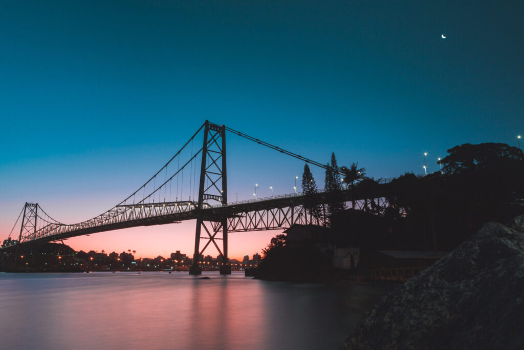Ponte Hercílio Luz será fechada temporariamente para manutenção nesta quarta-feira