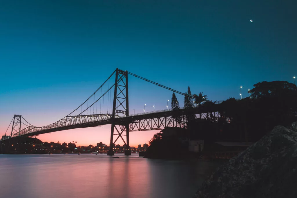 Ponte Hercílio Luz será fechada temporariamente para manutenção nesta quarta-feira