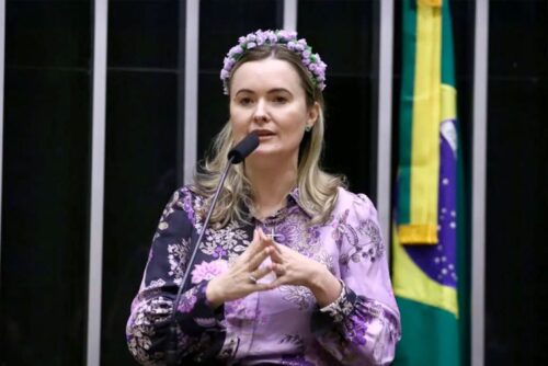 Prefeito de Laguna registra boletim de ocorrência contra deputada Júlia Zanatta após vídeo intimidatório