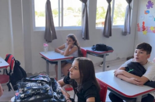Projeto ‘Educação em Primeiro Lugar’ incentiva alunos e valoriza desempenho em Pedras Grandes