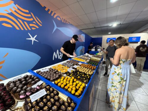 Sardinha na brasa e doces portugueses mantêm viva a tradição e o sabor da Marejada em Itajaí