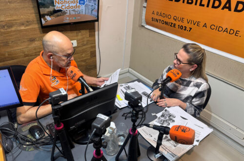 Secretária de Educação rebate críticas e defende fortalecimento da rede pública em Tubarão