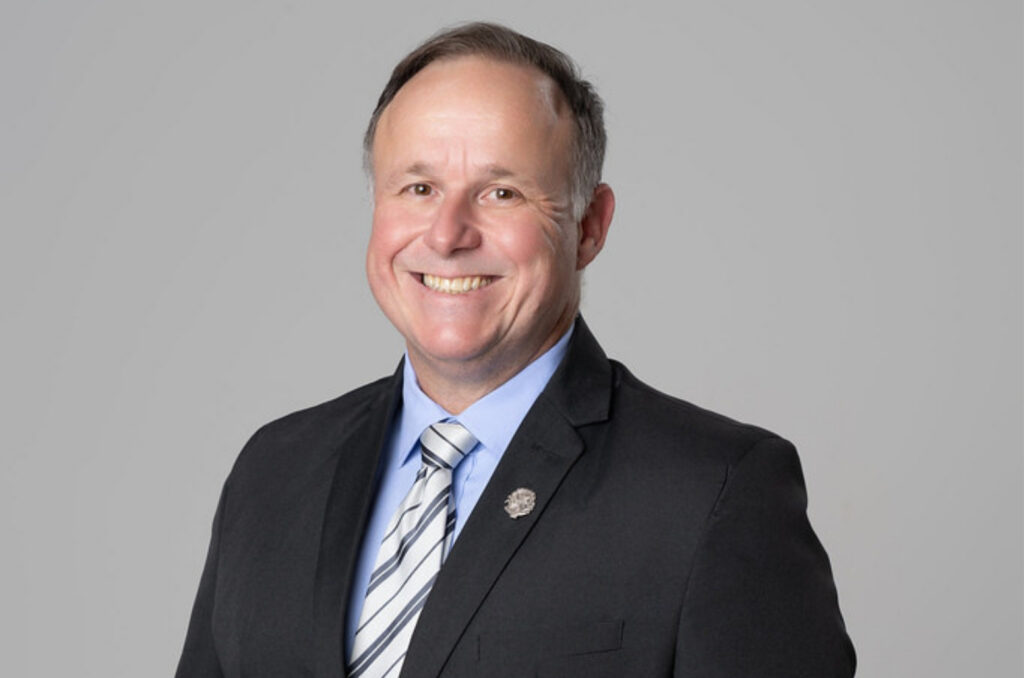 Otávio Piva deixa Secretaria de Saúde de Tubarão; Carina de Bona assume interinamente