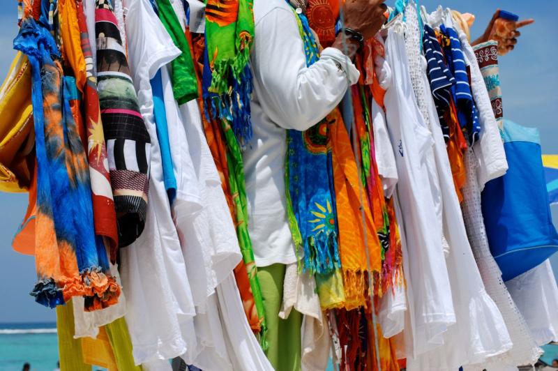 Últimos dias para credenciamento de ambulantes na temporada de verão em Itajaí