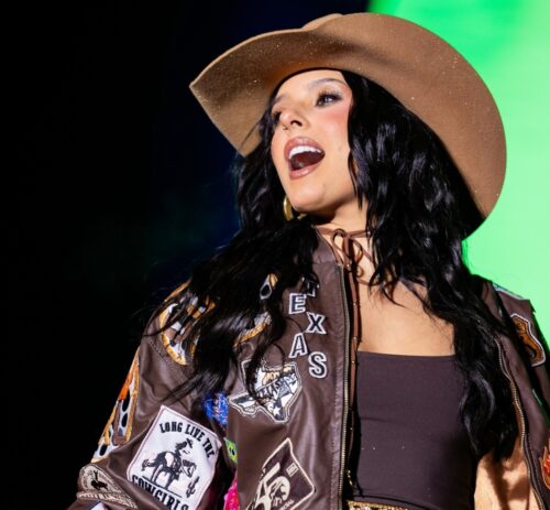 Show de Ana Castela lota Arena Multiuso e alcança recorde de público em Tubarão