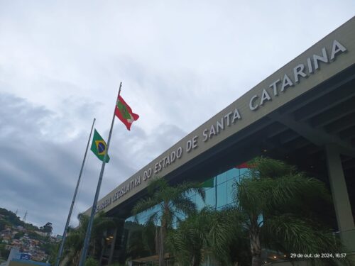 Alesc aprova projeto que inclui aulas de primeiros socorros nas escolas estaduais