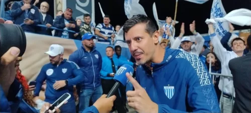 Bernardo Pessi é eleito novo presidente do Avaí com 54,4% dos votos