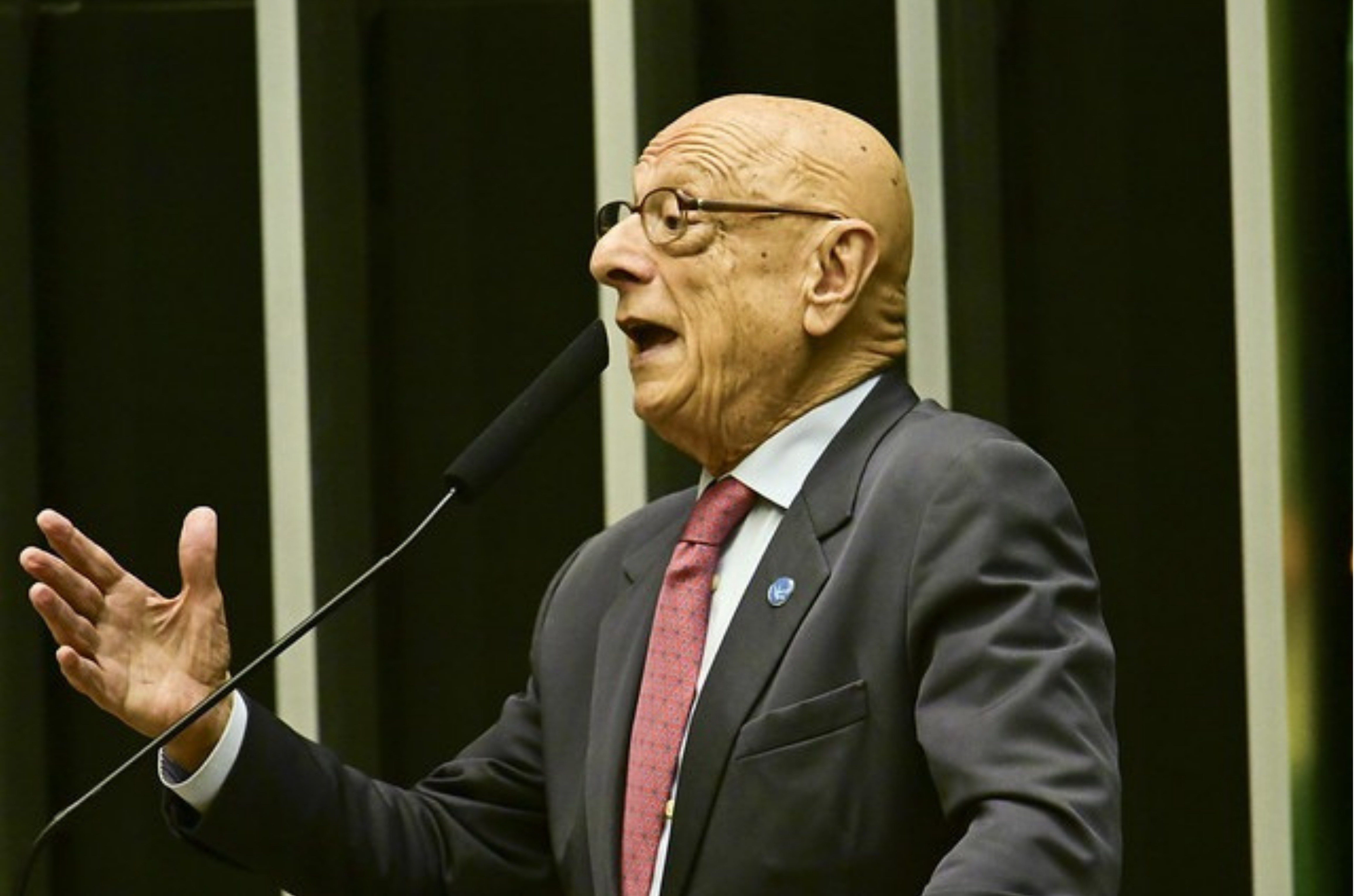 Congresso derruba veto e garante abatimento de R$ 385 milhões na dívida de Santa Catarina