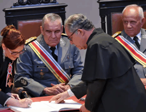 Perda de patente de Bolsonaro será julgado pelo Supremo Tribunal Militar em 2026