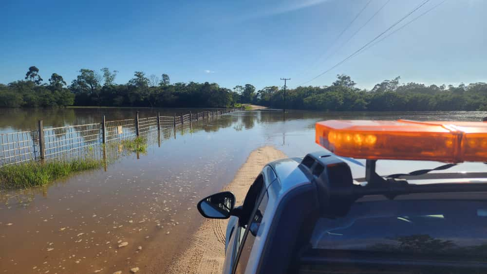Defesa Civil interdita rodovia em Morro da Fumaça após transbordamento do Rio Urussanga