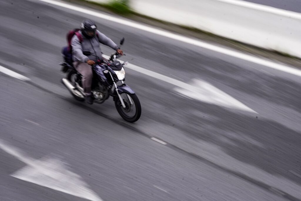 Detran-SC prorroga por seis meses a obrigatoriedade do curso para motofrete