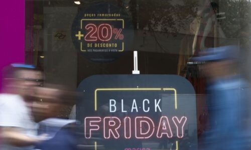 Entrega atrasada e propaganda enganosa lideram reclamações na Black Friday