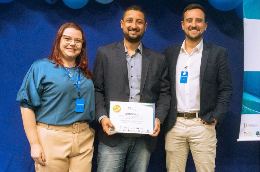 FIESC Litoral Sul homenageia parceiros do Programa Novos Caminhos e destaca reconhecimento à Rádio Cidade 103.7 FM