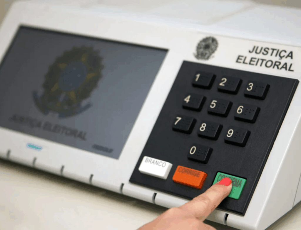 Câmara aprova emenda que impede presos provisórios de votar no Brasil