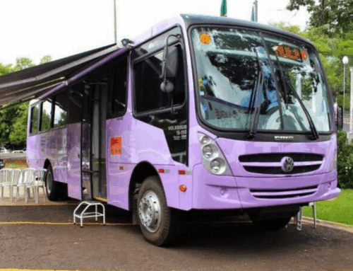 Ônibus Lilás oferece atendimento e ações de proteção às mulheres em Capivari de Baixo