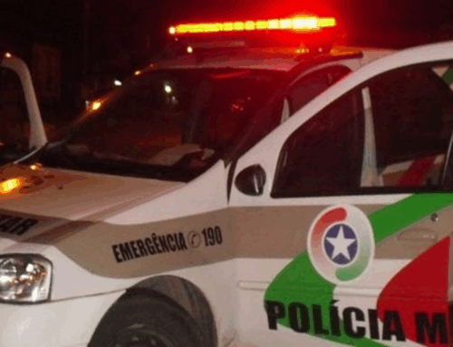 Motoboy é assaltado por cinco homens encapuzados durante entrega em Tubarão