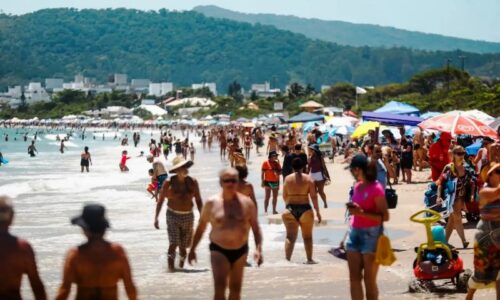Florianópolis tem 57 pontos próprios para banho, aponta novo relatório do IMA