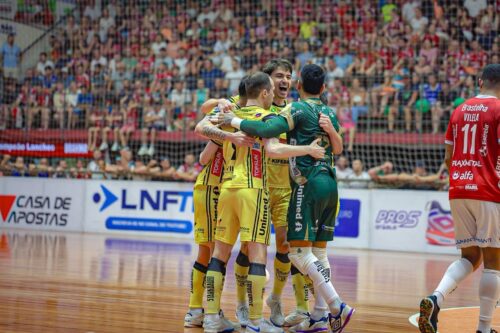 Jaraguá empata com Atlântico e garante vaga na final da Liga Nacional de Futsal