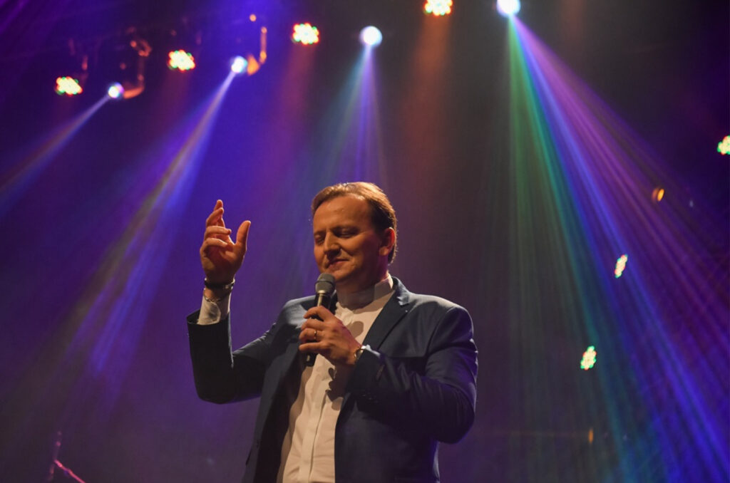 Gravatal acende a magia do Natal nas Águas 2025 com atrações para toda a família