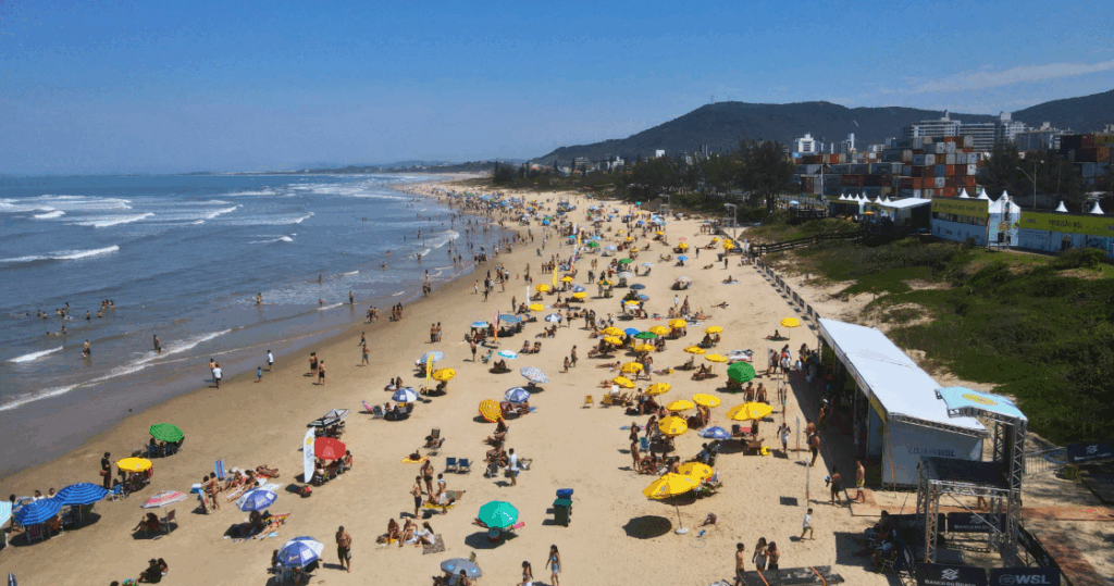 Imbituba passa a integrar a Rota do Big Surf e reforça vocação para o turismo esportivo - Foto: Divulgação/PMI