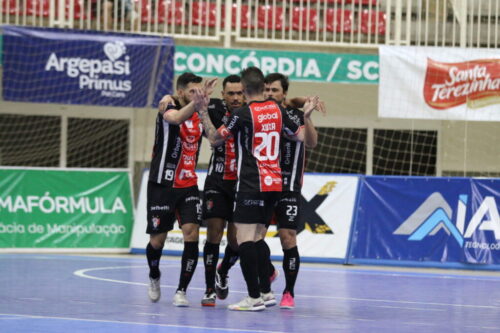 JEC vence Concórdia por 3×2 e abre vantagem nas quartas da Série Ouro