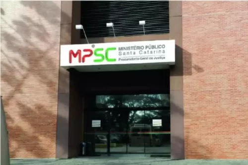 MPSC garante devolução de quase R$ 484 mil por contratações irregulares na URB de Blumenau