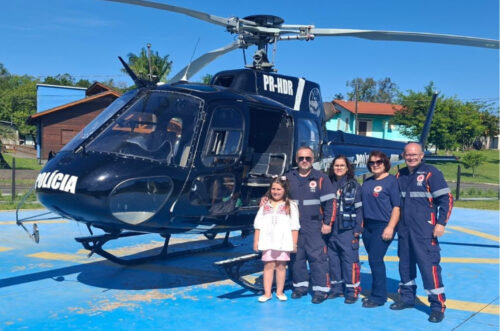 Menina atropelada em Lauro Müller visita equipe do SAER/SAMU que salvou sua vida