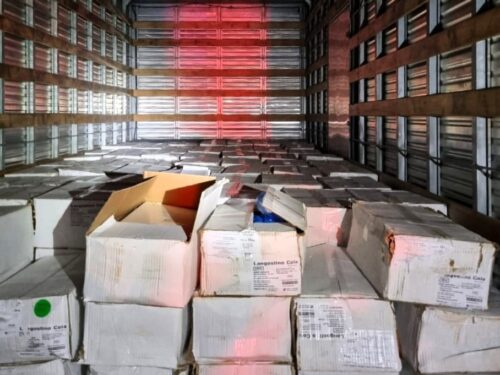 PRF apreende cinco toneladas de camarão argentino em Pinhalzinho