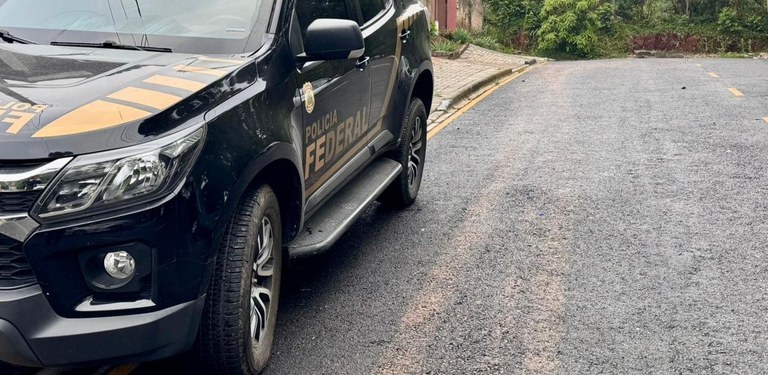 Polícia Federal cumpre mandados em Florianópolis em operação contra tráfico internacional