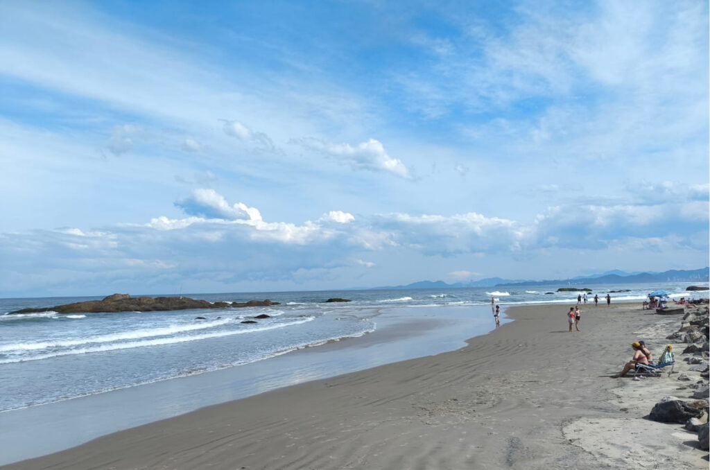 Quinta-feira tem variação de nuvens e chance de chuva isolada em Santa Catarina