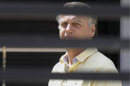 STF inicia julgamento de recurso de Bolsonaro contra condenação por tentativa de golpe
