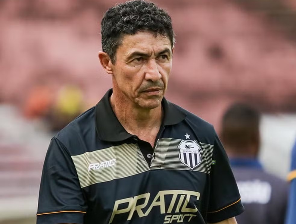 Santa Catarina Clube anuncia Betinho Nascimento como técnico para 2026