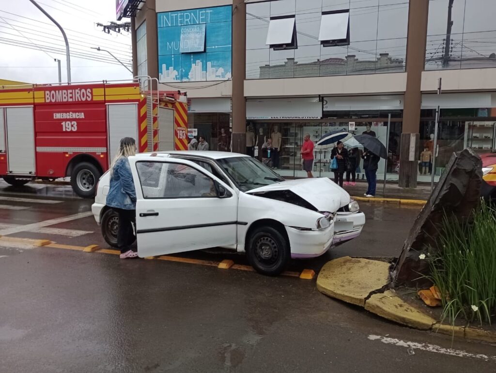 Mulher fica ferida após ser atropelada em Urubici